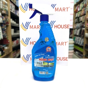 Nước Lau Kính Hoàng Ngọc Chai 650ml Làm Sạch Kính Cửa Sổ, Cửa Đi, Kính Ô Tô Và Các Bề Mặt Đồ Dùng Bằng Kính Khác Giúp Kính Sáng Bóng